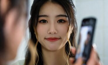 เย็ดเสียงไทย ผมเป็น รปภ.หอหญิง แล้วแอบได้ยินน้อง ม.ปลาย ช่วยตัวเองในห้องน้ำทุกคืน